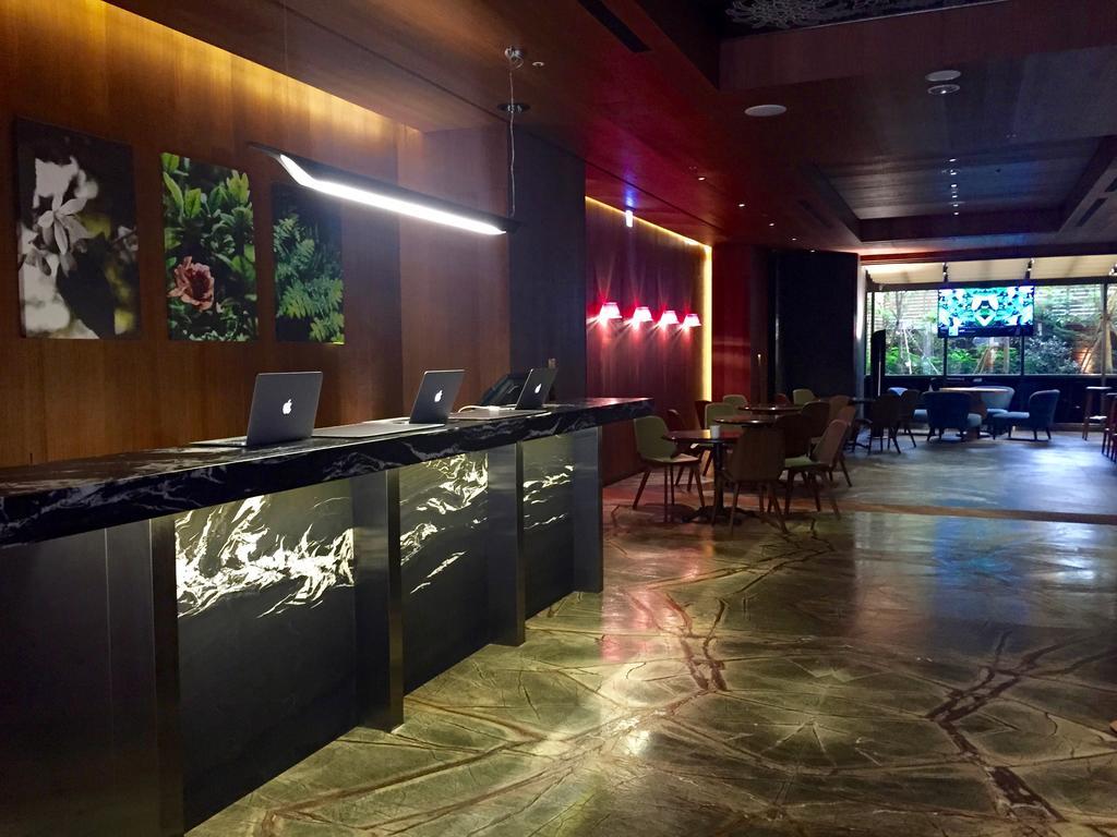 Inhouse Hotel Taichung Luaran gambar