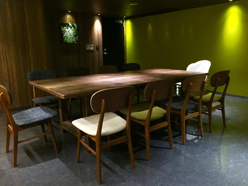Inhouse Hotel Taichung Luaran gambar