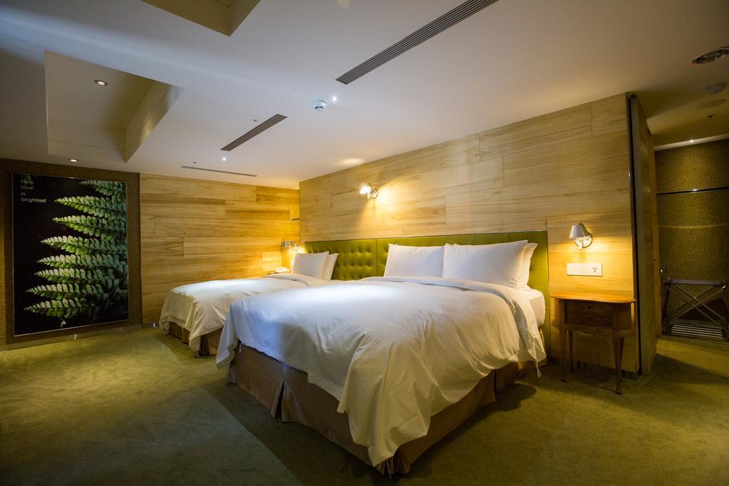 Inhouse Hotel Taichung Luaran gambar